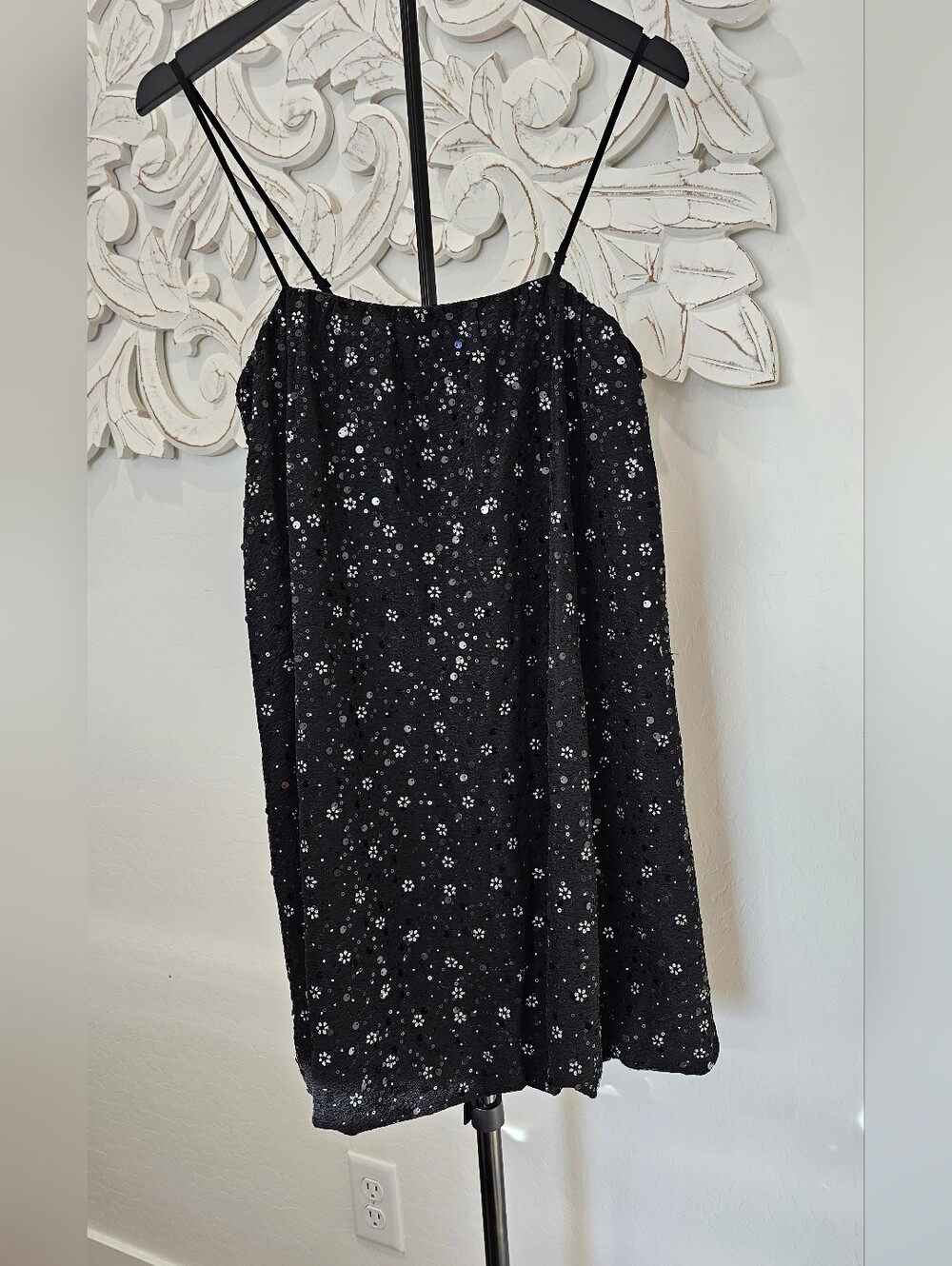 Sadie & Sage Black Sequin Floral Mini Party Bubble Dress Women's Sz Medium